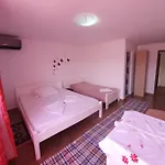 De Inchiriat Alex * Costinești